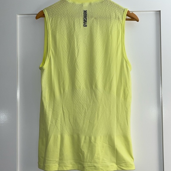 ✅✅GymShark APEX SEAMLESS TANK Firefly Green/white small - Picture 4 of 8